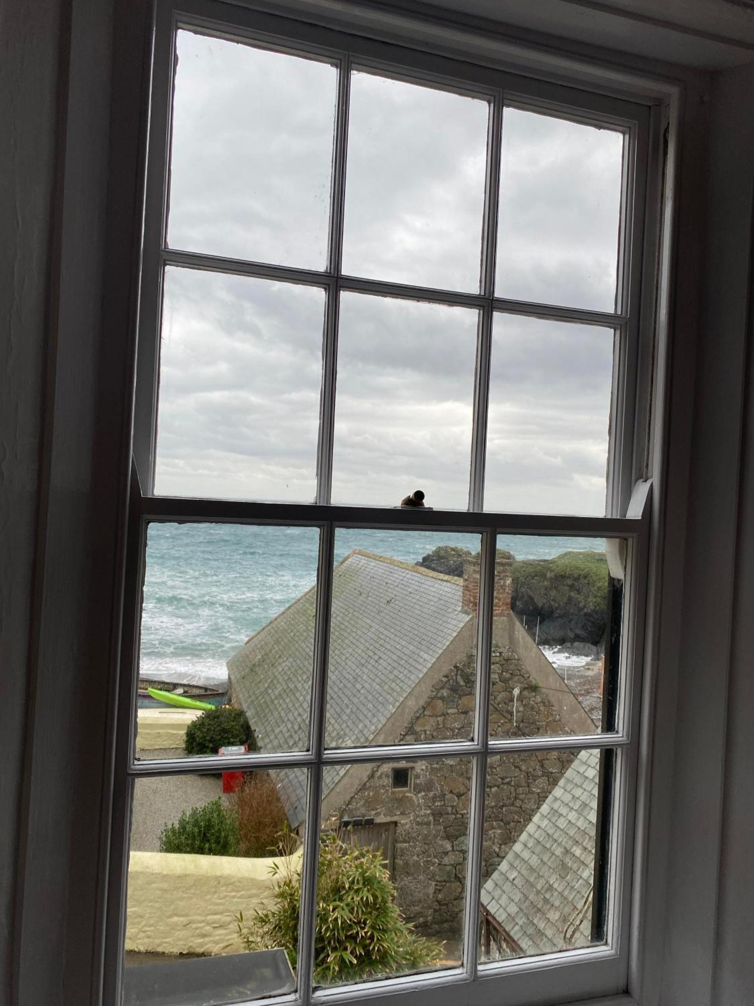 Cadgwith Cove Inn Экстерьер фото