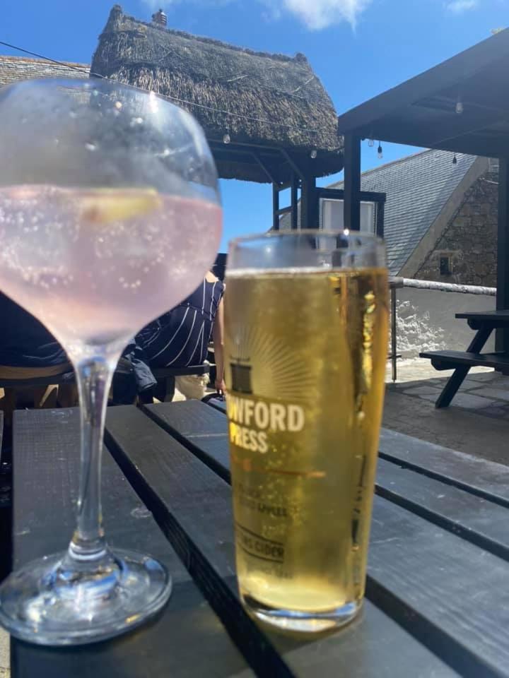 Cadgwith Cove Inn Экстерьер фото